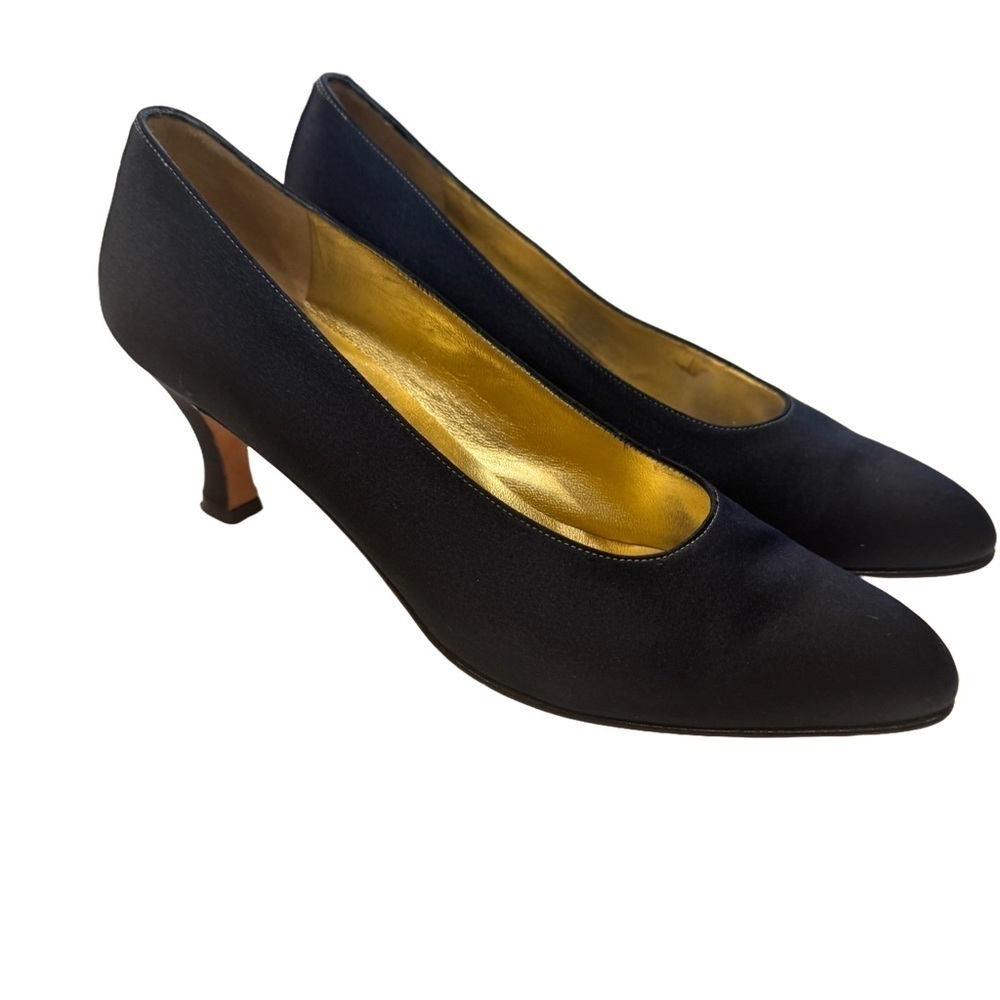 Salvatore Ferragamo Italy Women’s Navy Blue Satin Heels Size 9 Excellent!